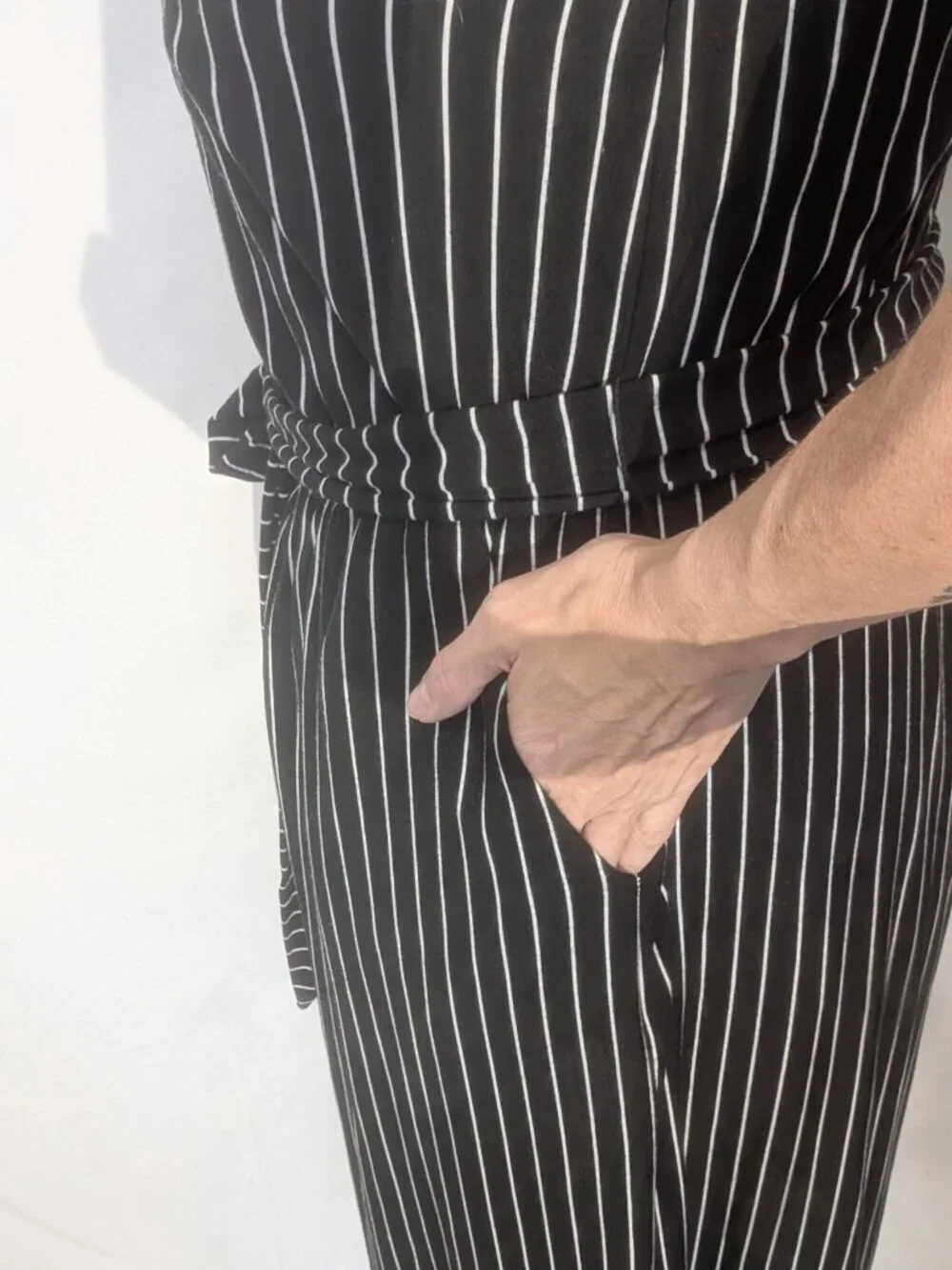 Torrid size 1 Black Pinstripe Culotte Jersey - Picture 3 of 4